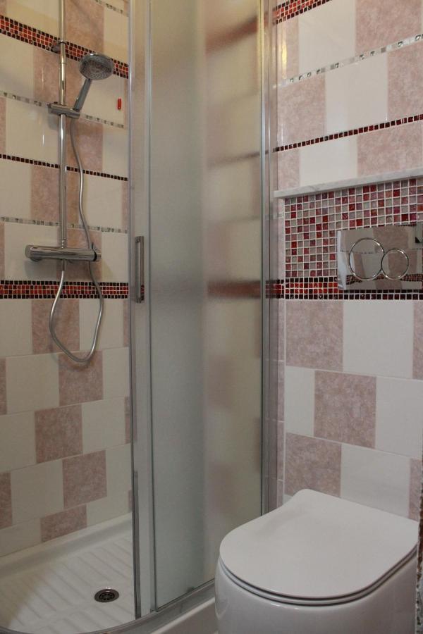 B&B Gli Archi Πίζα Εξωτερικό φωτογραφία