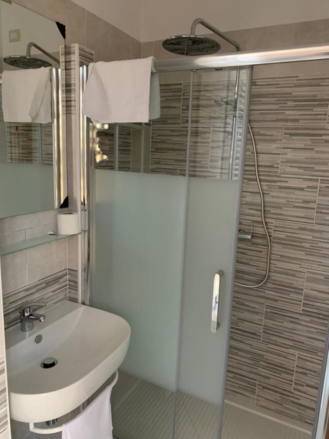 B&B Gli Archi Πίζα Εξωτερικό φωτογραφία