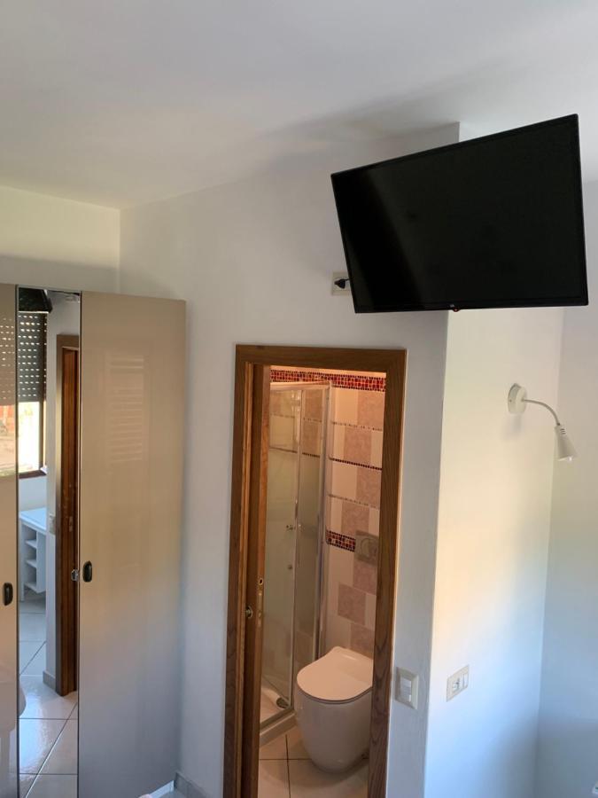 B&B Gli Archi Πίζα Εξωτερικό φωτογραφία